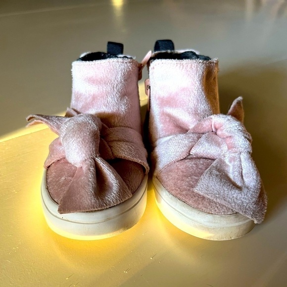 Pink Velvet Sneaker Boots with Bow Detail - Picture 1 of 7